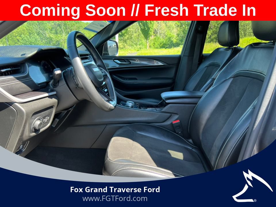 Used 2021 Jeep Grand Cherokee L Laredo AWD/4WD image 3