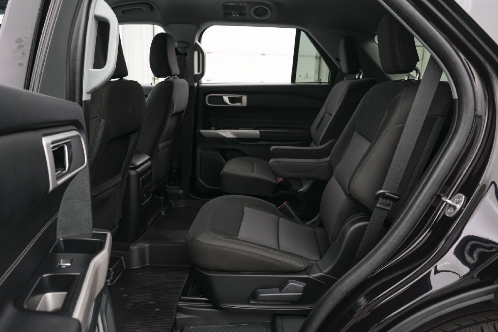 Certified 2024 Ford Explorer XLT AWD/4WD image 18