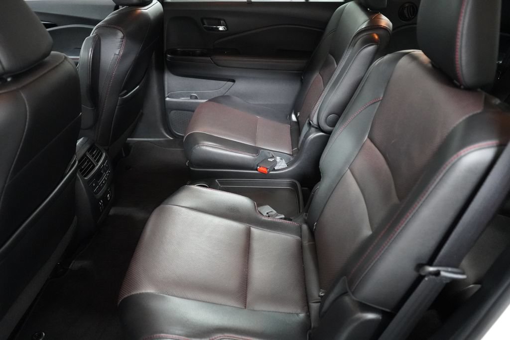 Used 2022 Honda Pilot Black Edition image 28