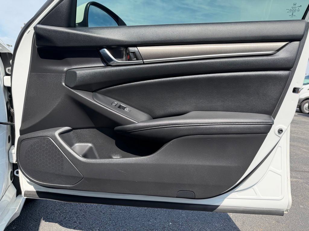 Used 2020 Honda Accord Hybrid image 20
