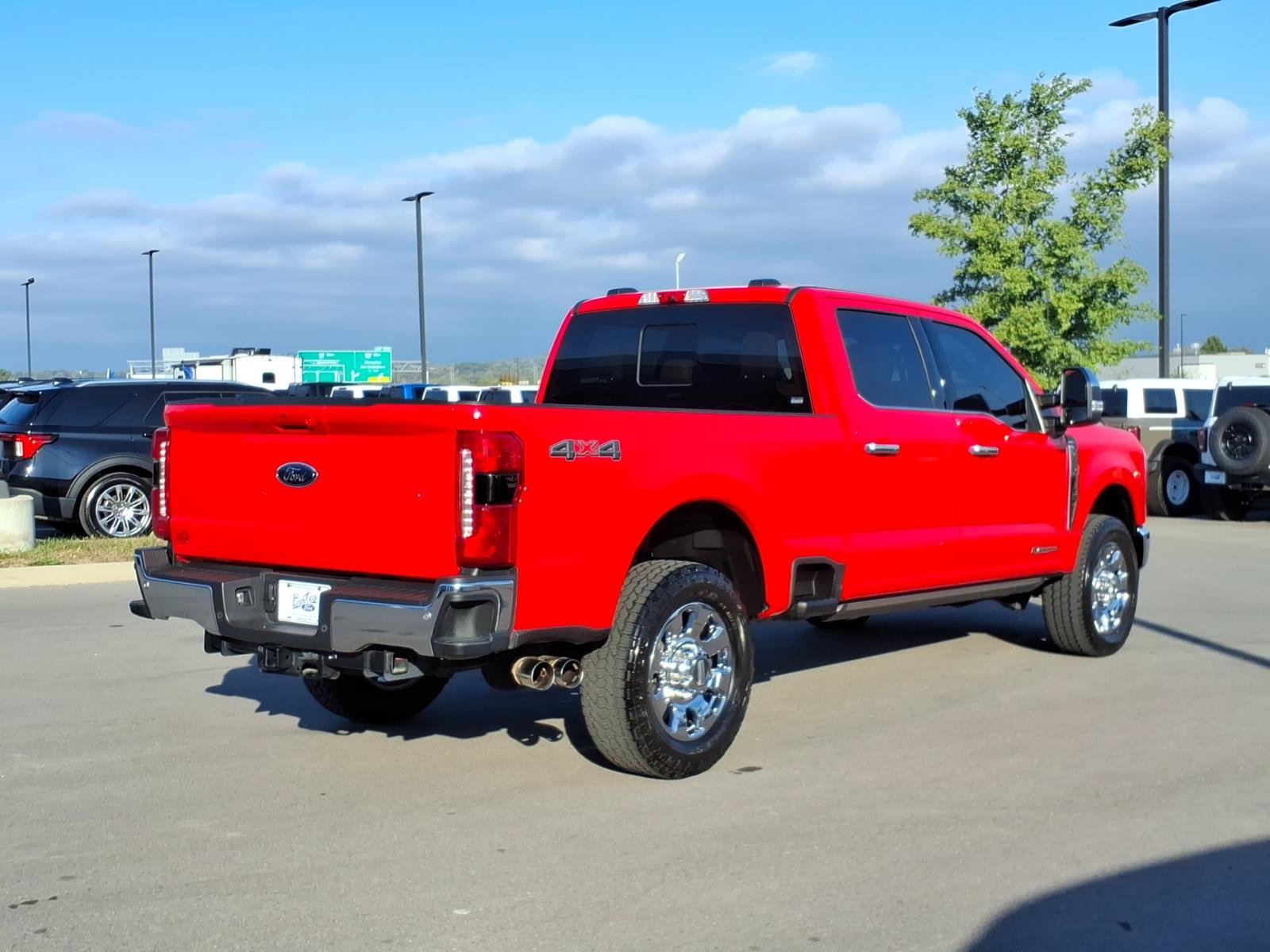 Certified 2026 Ford F350 Lariat w/ Lariat Ultimate Package AWD/4WD image 3