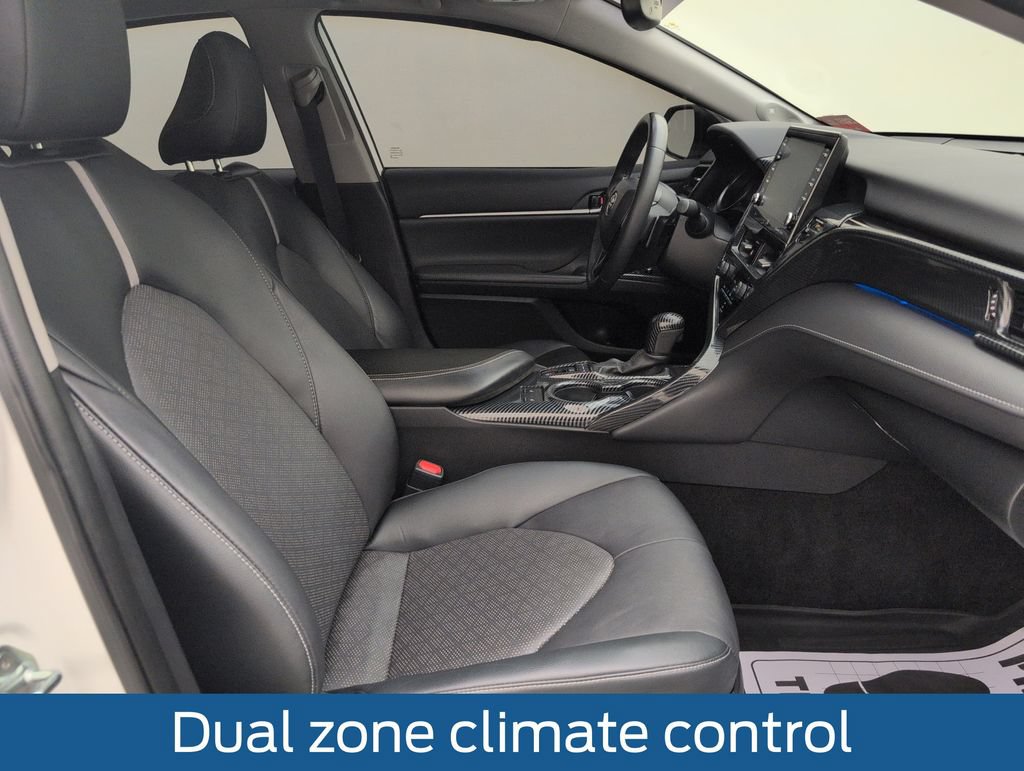Used 2022 Toyota Camry XSE w/ Navigation Package FWD image 16