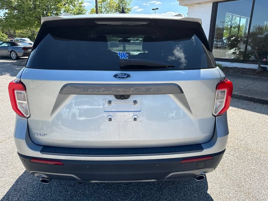 Certified 2023 Ford Explorer XLT w/ Equipment Group 202A RWD image 13