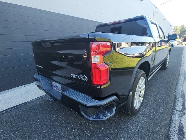 Used 2019 Chevrolet Silverado 1500 High Country w/ Technology Package AWD/4WD image 6