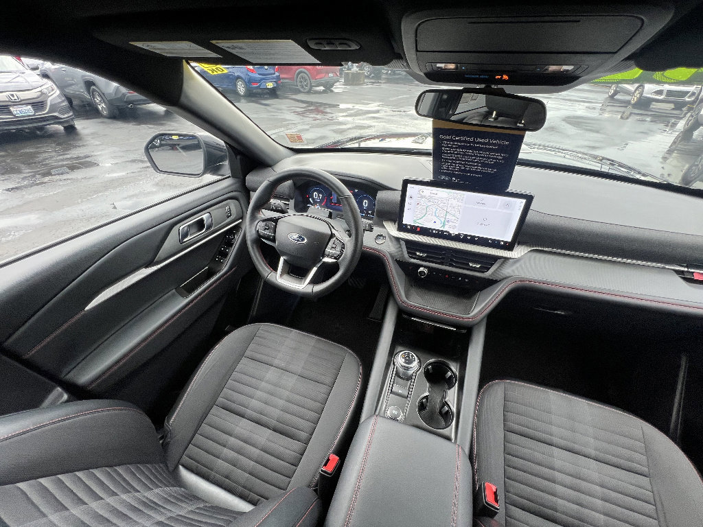 Certified 2025 Ford Explorer ST-Line image 20