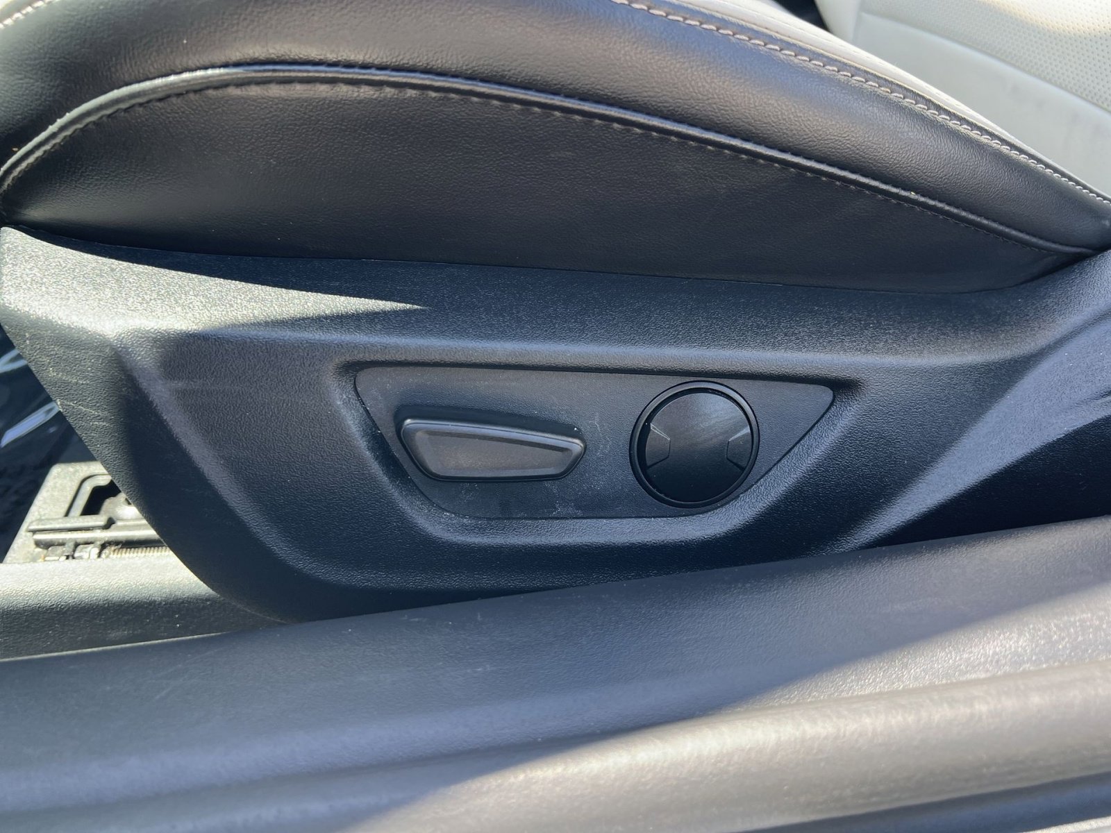 Certified 2024 Ford Mustang Premium RWD image 22