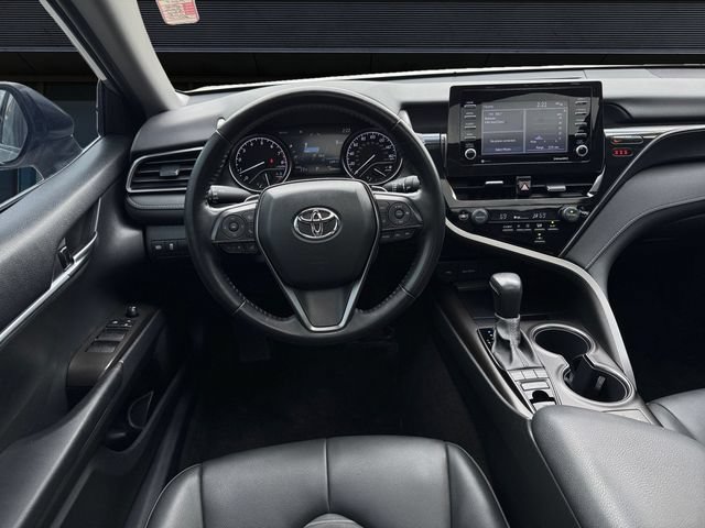 Used 2022 Toyota Camry SE w/ Cold Weather Package AWD/4WD image 12