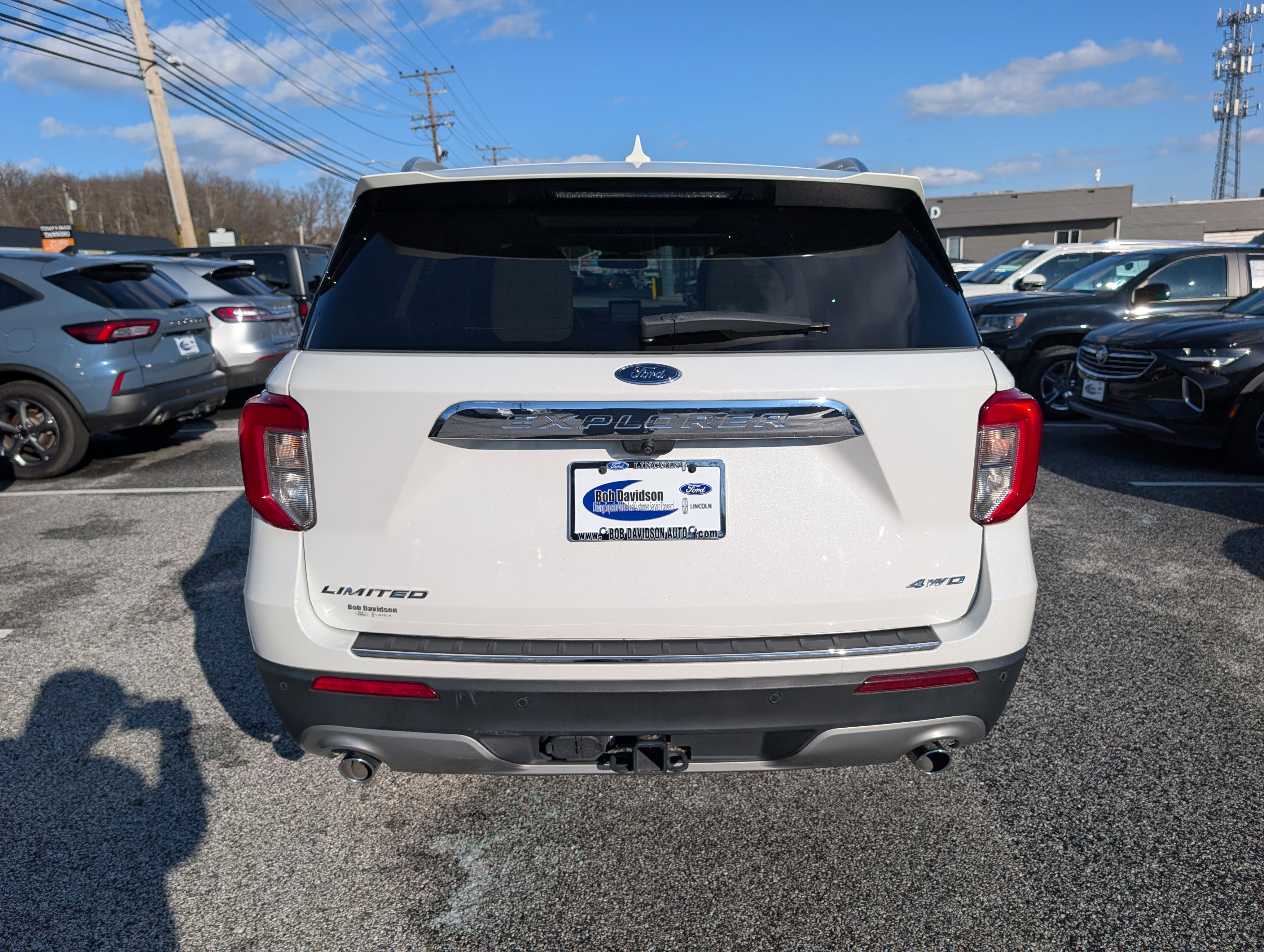Certified 2023 Ford Explorer Limited w/ Limited Technology Package image 3