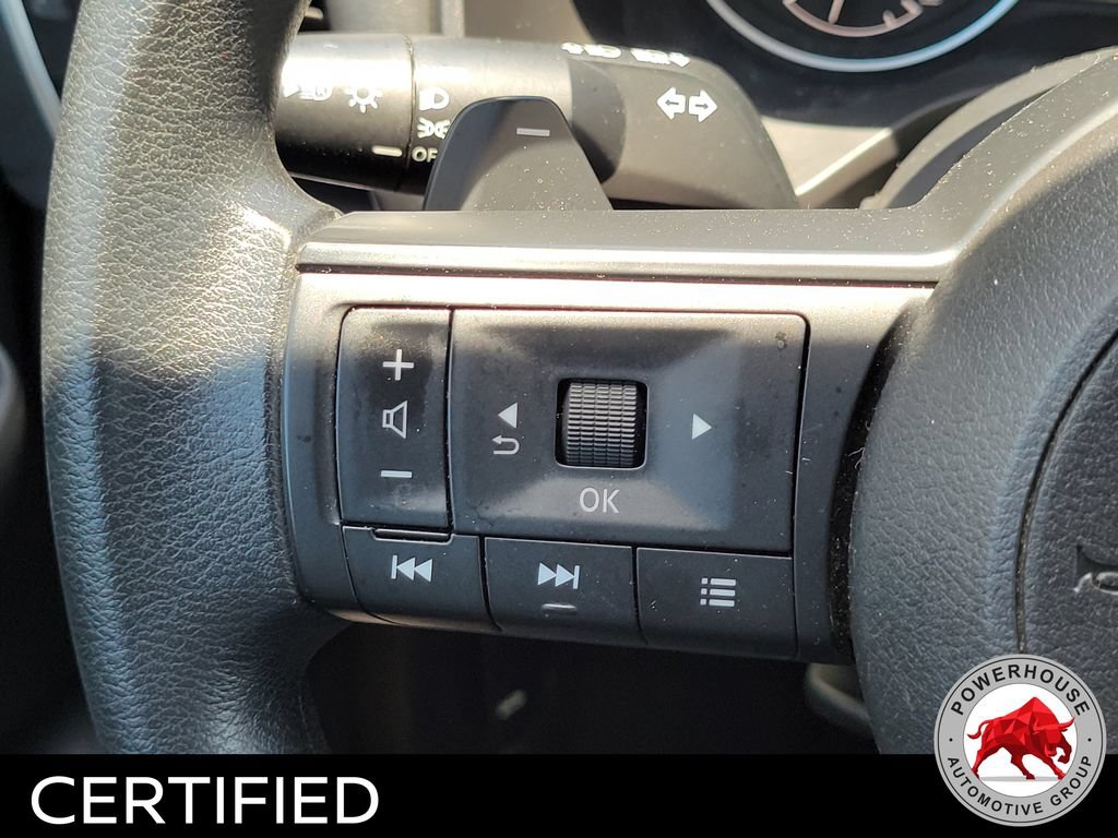 Used 2024 Nissan Rogue S FWD image 26