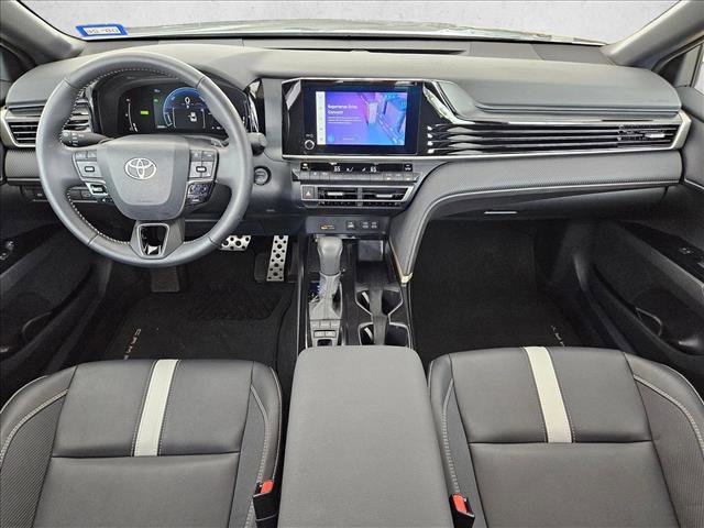 Used 2025 Toyota Camry SE FWD image 18