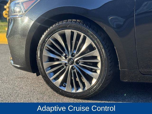 Used 2018 Kia Cadenza Limited image 8