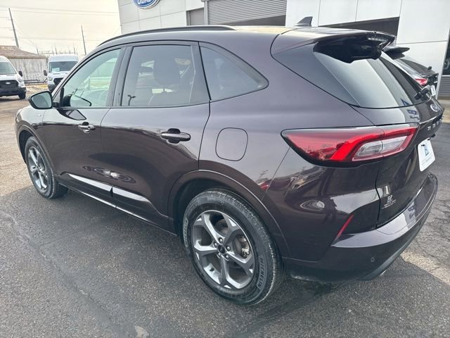 Certified 2023 Ford Escape ST-Line w/ Tech Pack #1 image 3