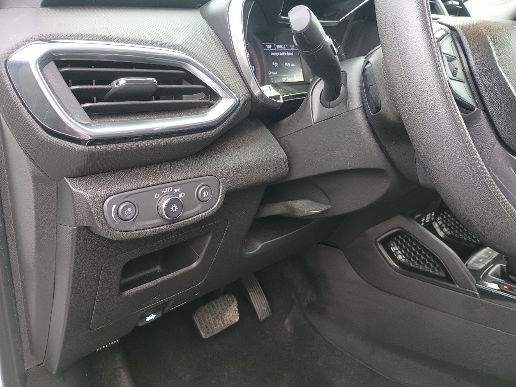 Used 2021 Chevrolet TrailBlazer LT w/ Convenience Package image 13