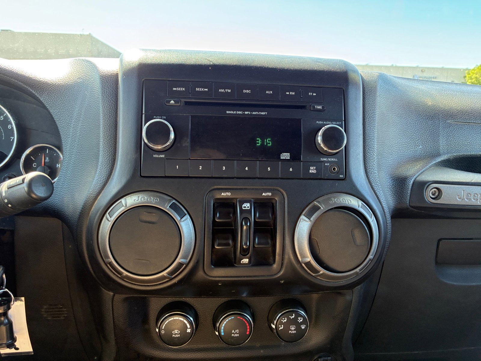 Used 2017 Jeep Wrangler Unlimited Sport w/ Quick Order Package 24S image 12