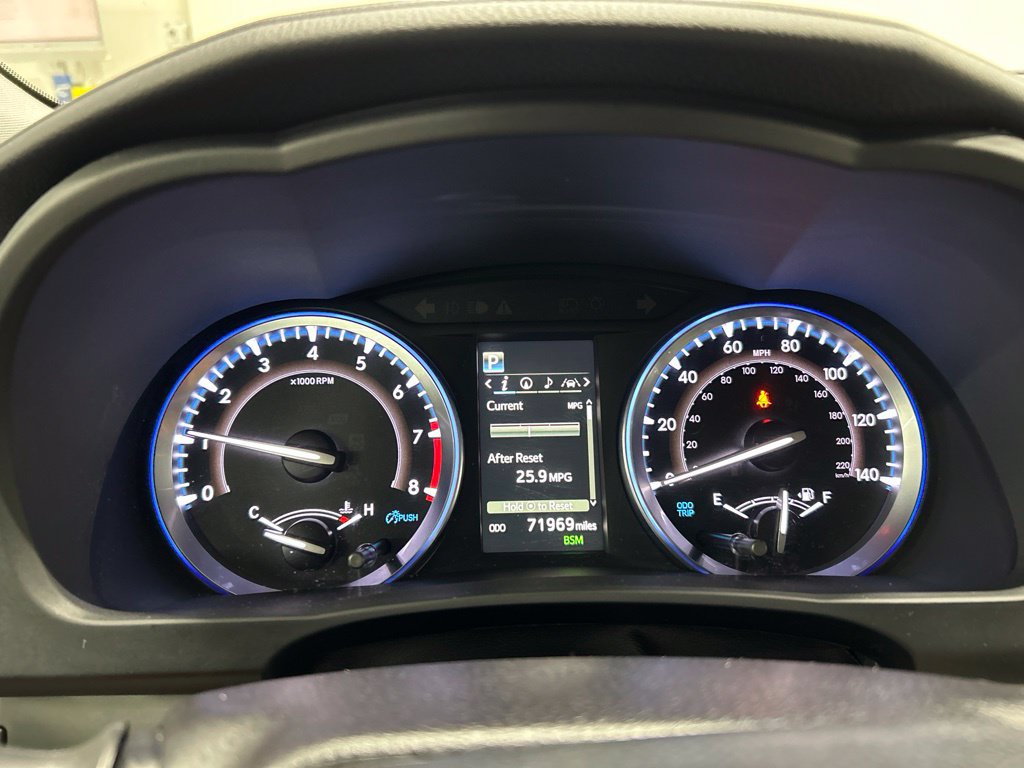 Used 2019 Toyota Highlander XLE AWD/4WD image 13