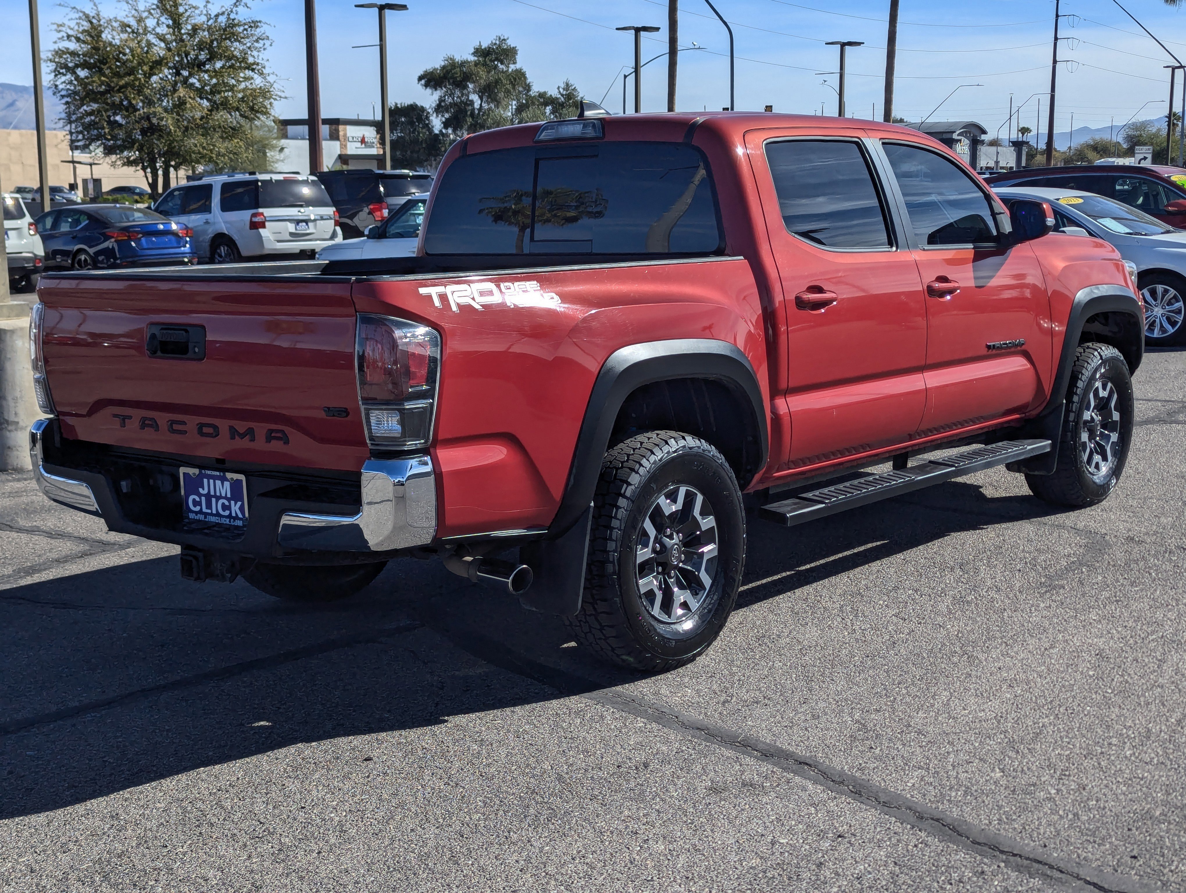 Used 2017 Toyota Tacoma TRD Off-Road w/ Tow Package image 4