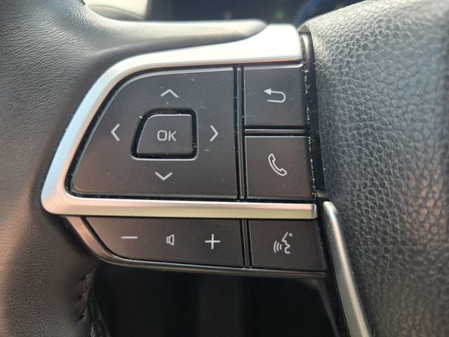 Used 2024 Toyota Grand Highlander XLE image 28