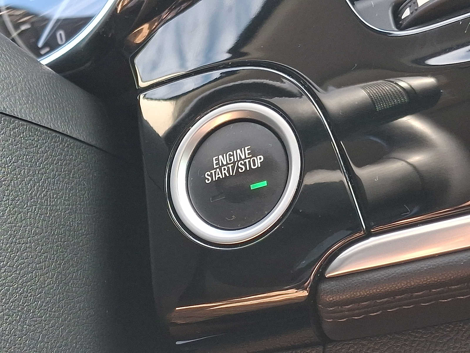 Used 2019 Buick Encore Preferred AWD/4WD image 22