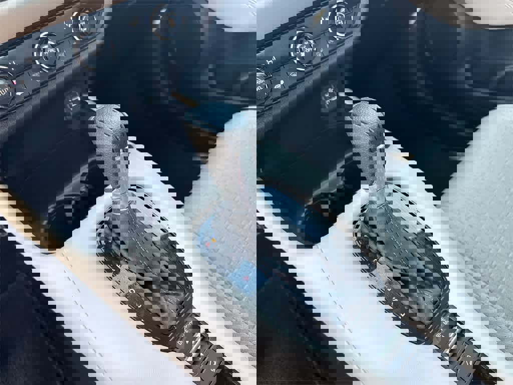 Used 2024 Honda HR-V LX image 31