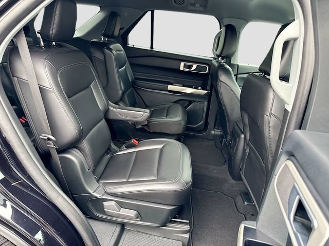 Certified 2023 Ford Explorer XLT w/ Equipment Group 202A AWD/4WD image 35