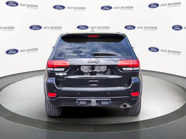 Used 2021 Jeep Grand Cherokee Laredo X AWD/4WD image 4