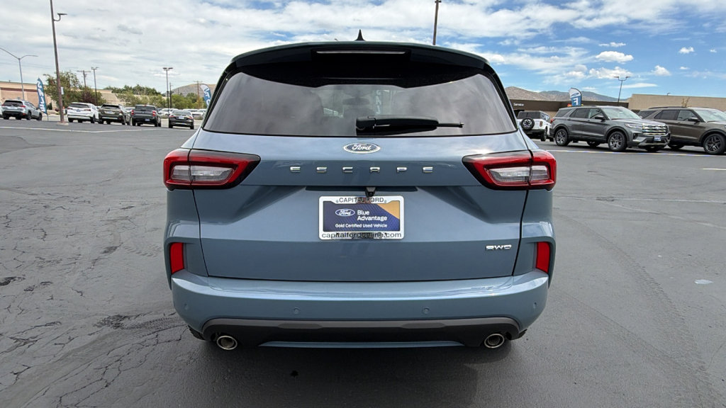 Certified 2023 Ford Escape ST-Line Select w/ Tech Pack #1 AWD/4WD image 4