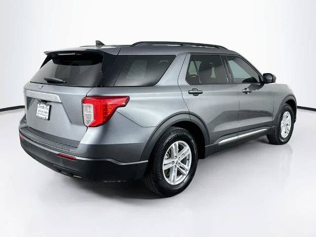 Certified 2024 Ford Explorer XLT RWD image 25