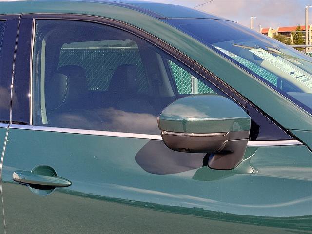 Used 2024 Nissan Pathfinder SL image 6