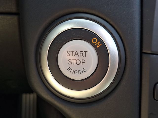 Used 2018 Nissan 370Z Touring Sport image 21