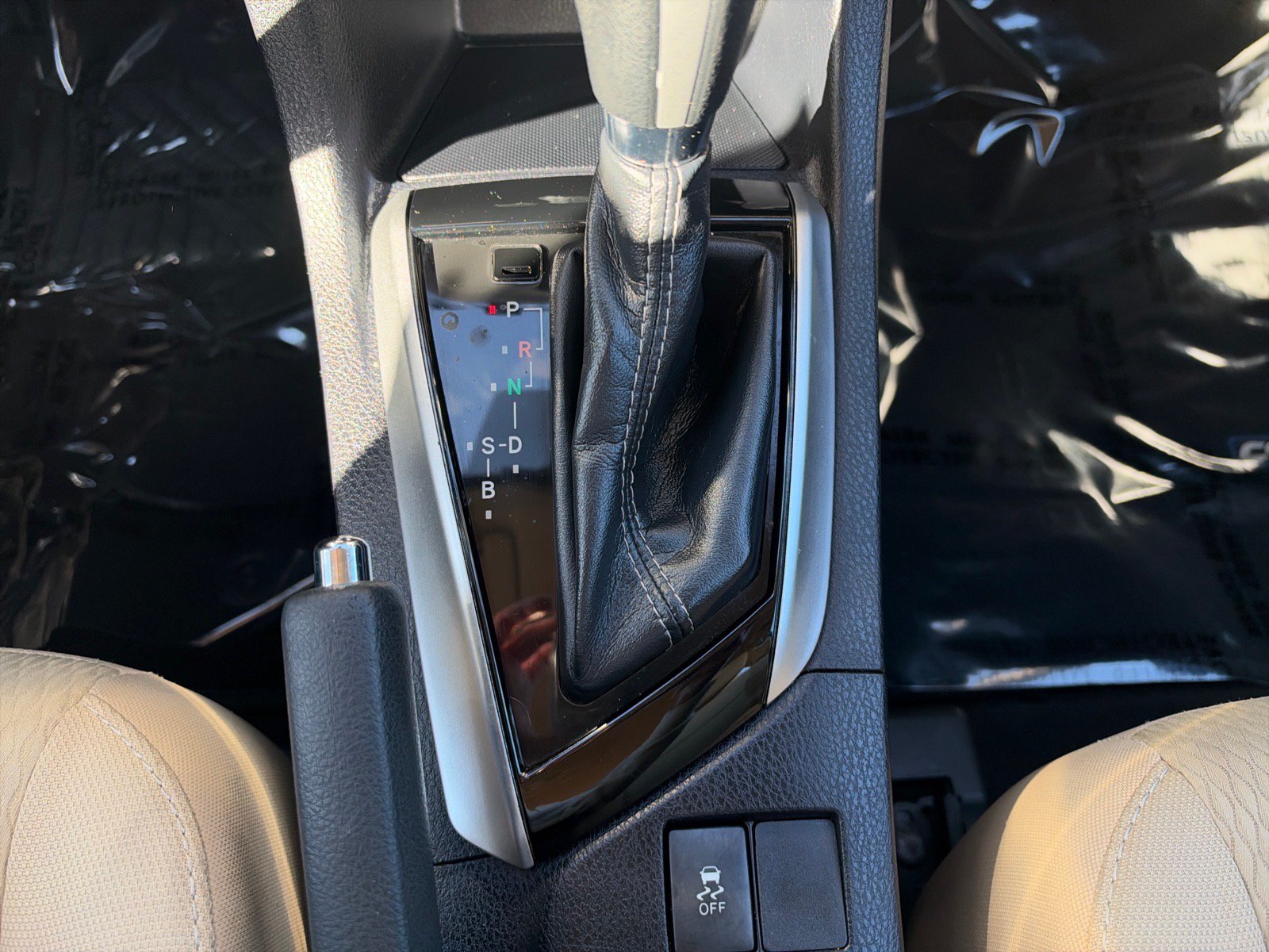 Used 2019 Toyota Corolla LE FWD image 26