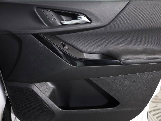 Used 2025 Chevrolet Equinox LT w/ Convenience Package II image 24