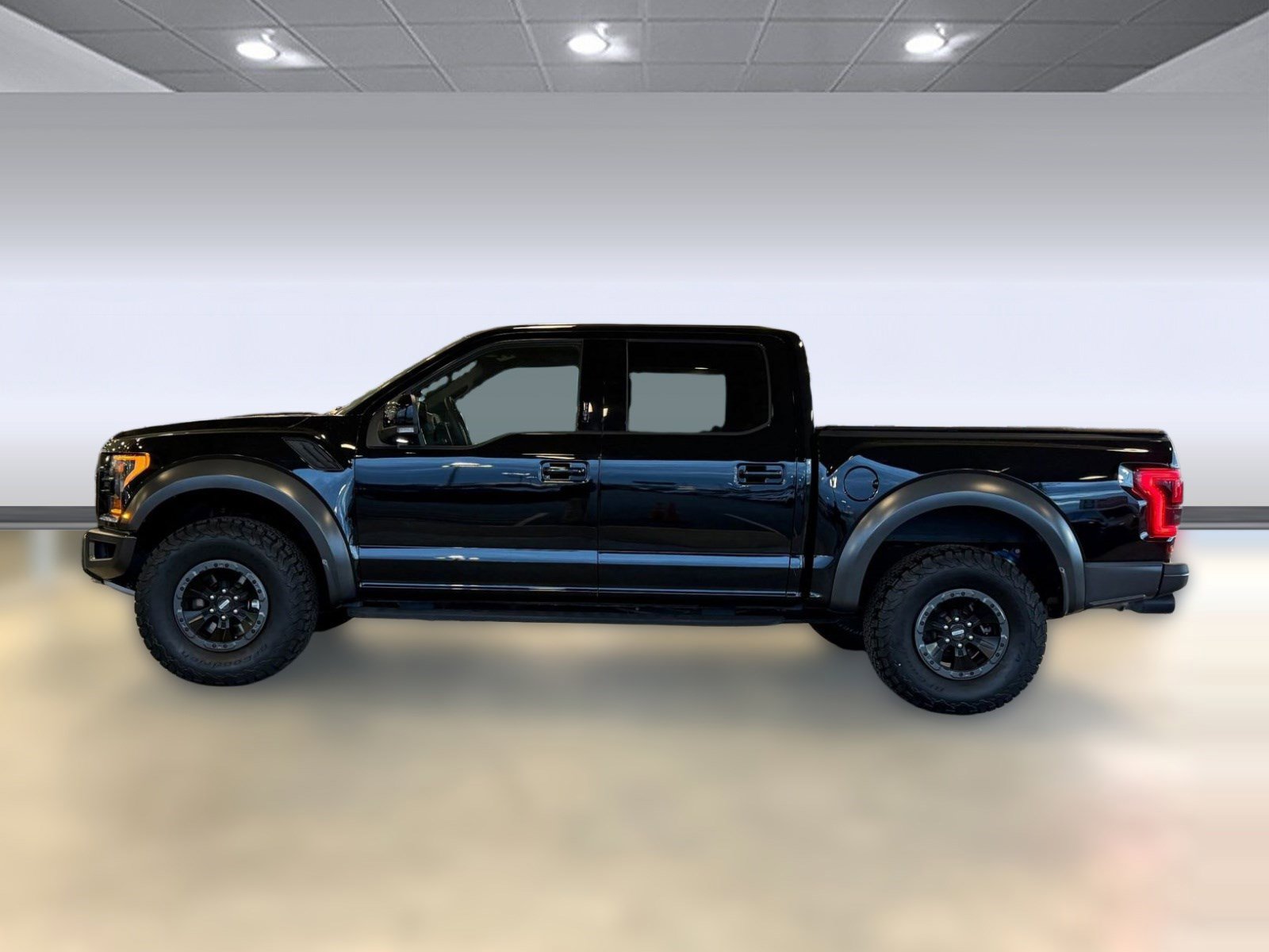 Certified 2017 Ford F150 Raptor w/ Equipment Group 802A Luxury image 2