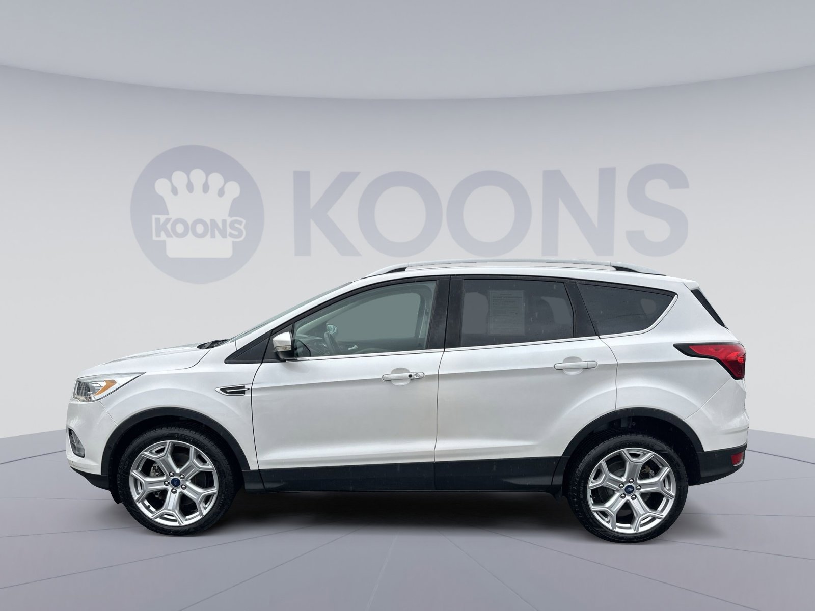 Certified 2019 Ford Escape Titanium AWD/4WD image 13