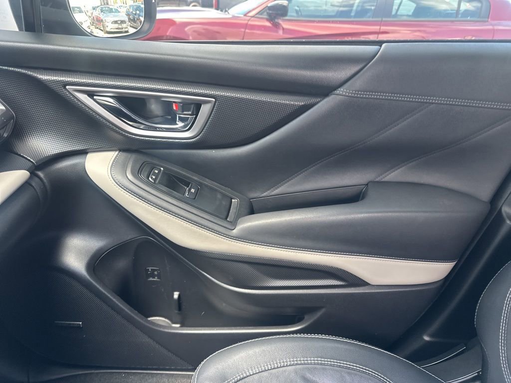 Used 2022 Subaru Forester Limited w/ Popular Package #3 image 15