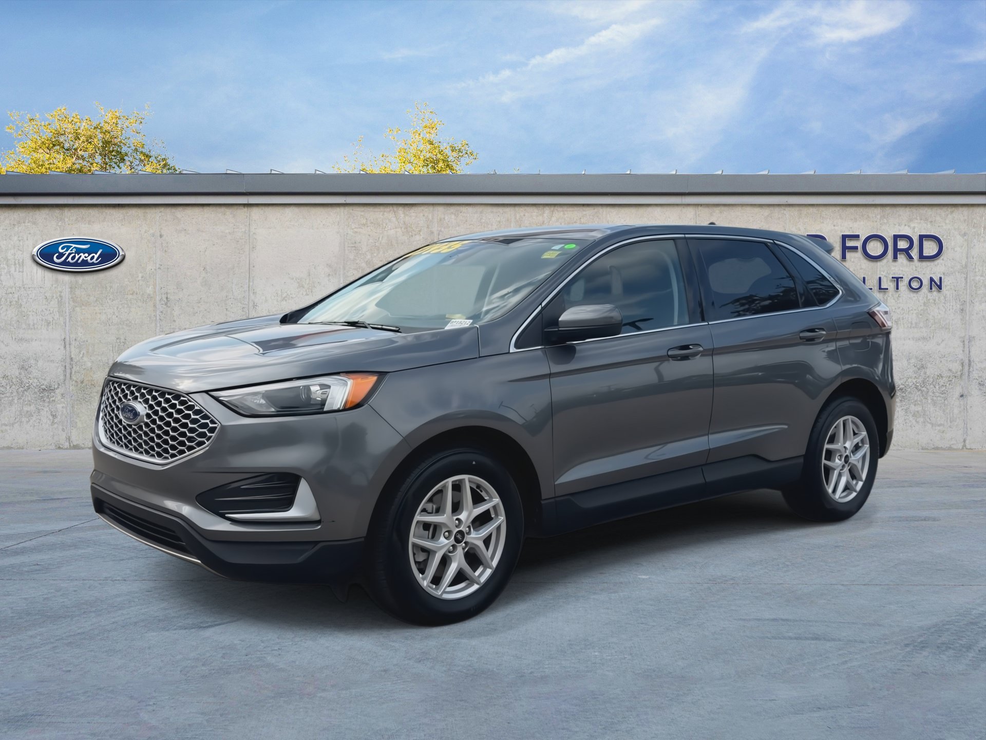 Certified 2024 Ford Edge SEL AWD/4WD image 4