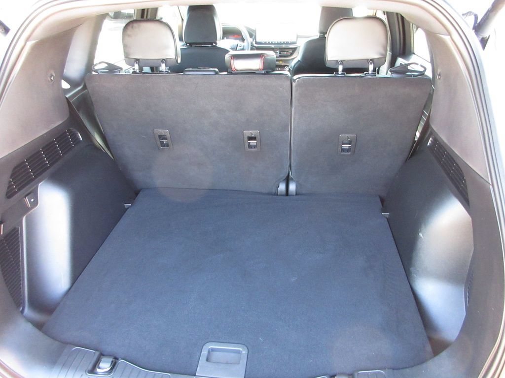 Certified 2023 Ford Escape ST-Line w/ Tech Pack #1 FWD image 26