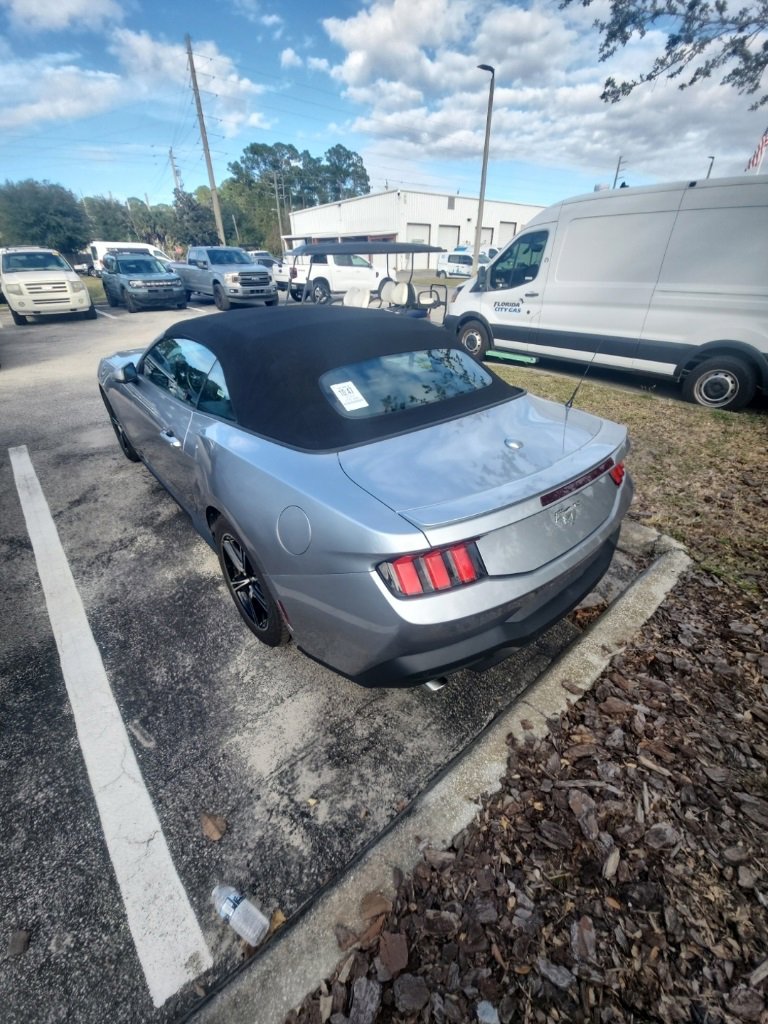 Certified 2024 Ford Mustang Premium image 9