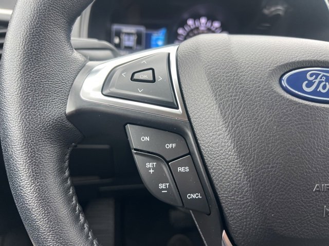 Certified 2022 Ford Edge SEL w/ Convenience Package image 9