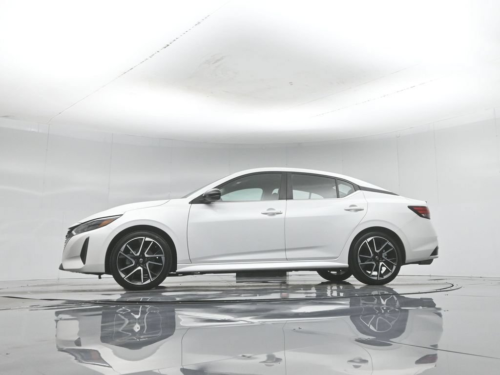 Used 2024 Nissan Sentra SR FWD image 52