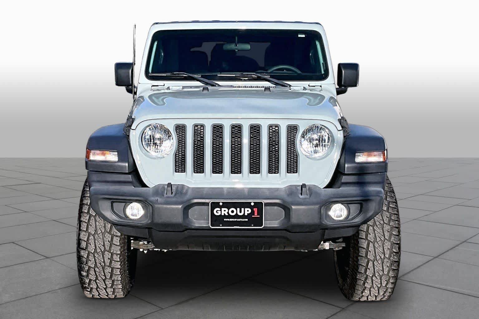 Used 2023 Jeep Wrangler Sport AWD/4WD image 4