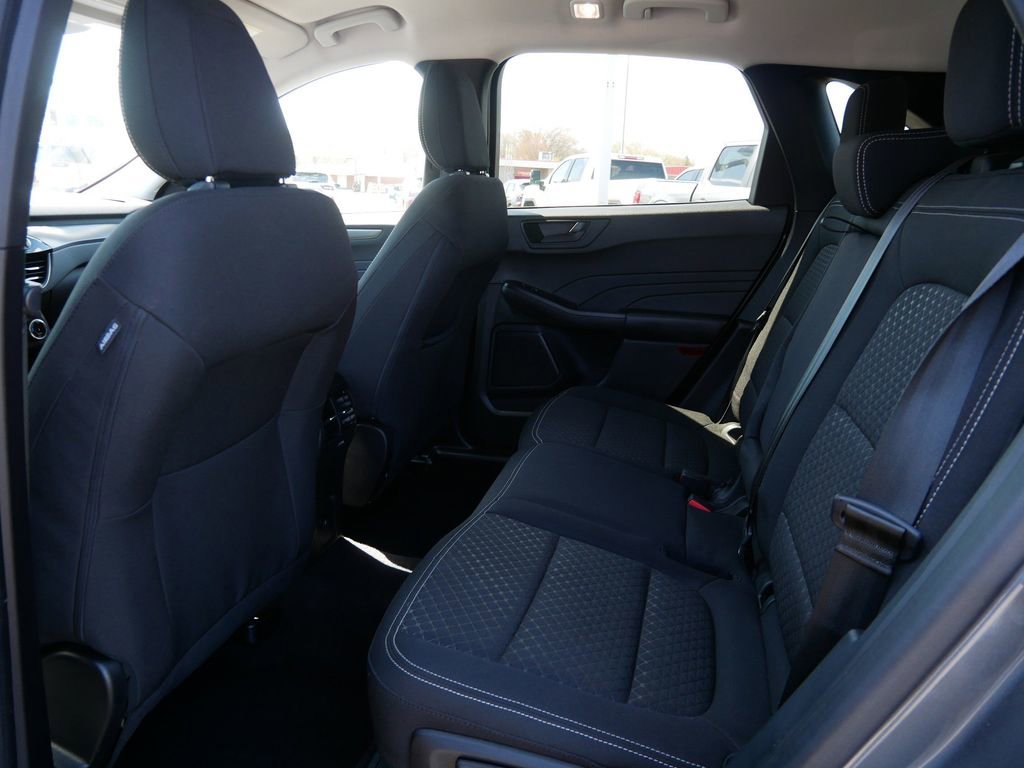 Certified 2023 Ford Escape Active AWD/4WD image 12