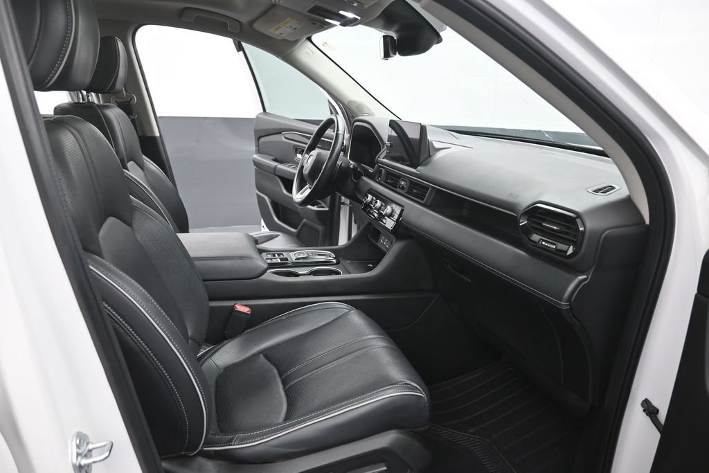 Used 2023 Honda Pilot Elite image 26