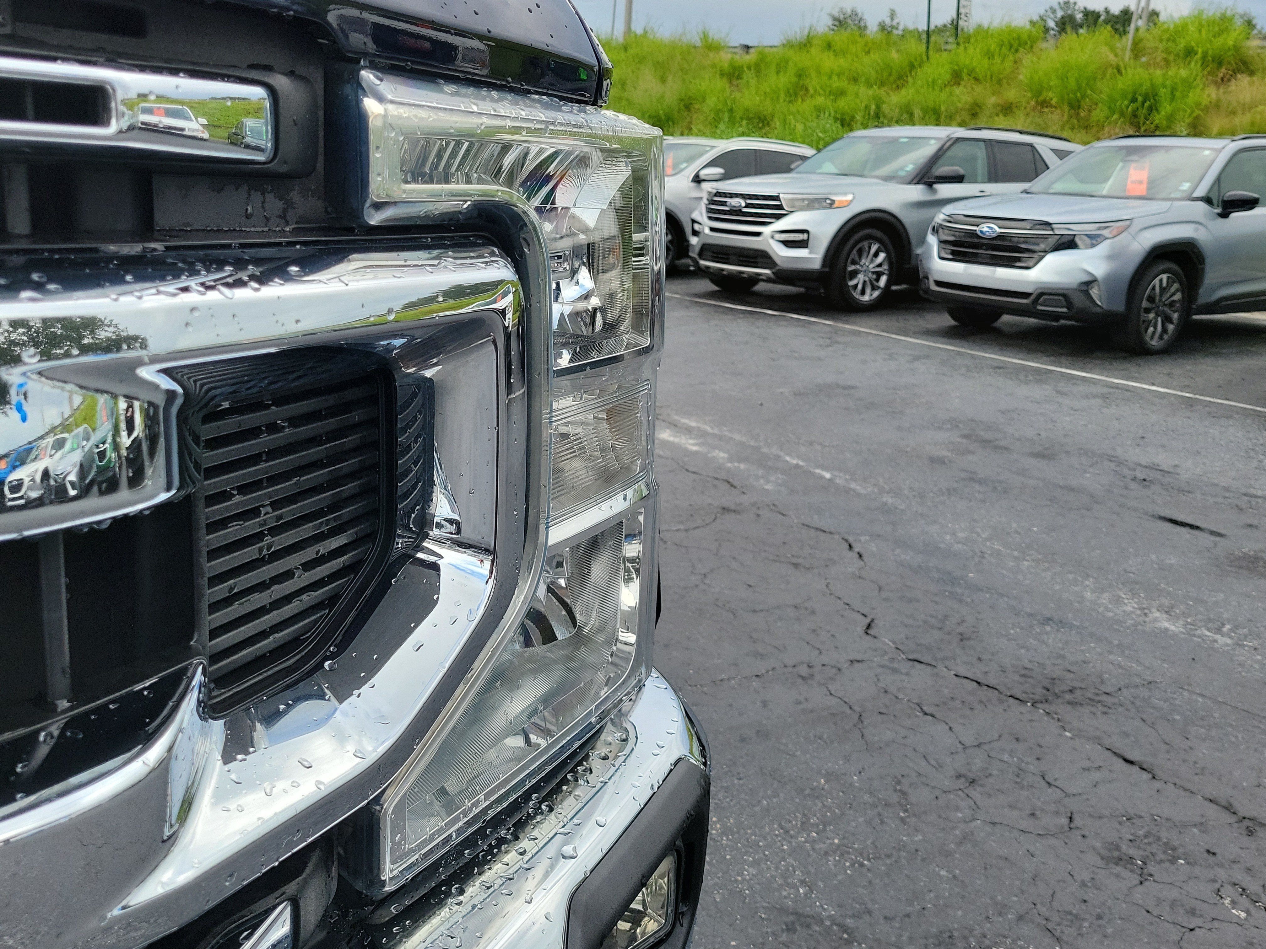 Certified 2022 Ford F250 XLT w/ XLT Premium Package AWD/4WD image 3