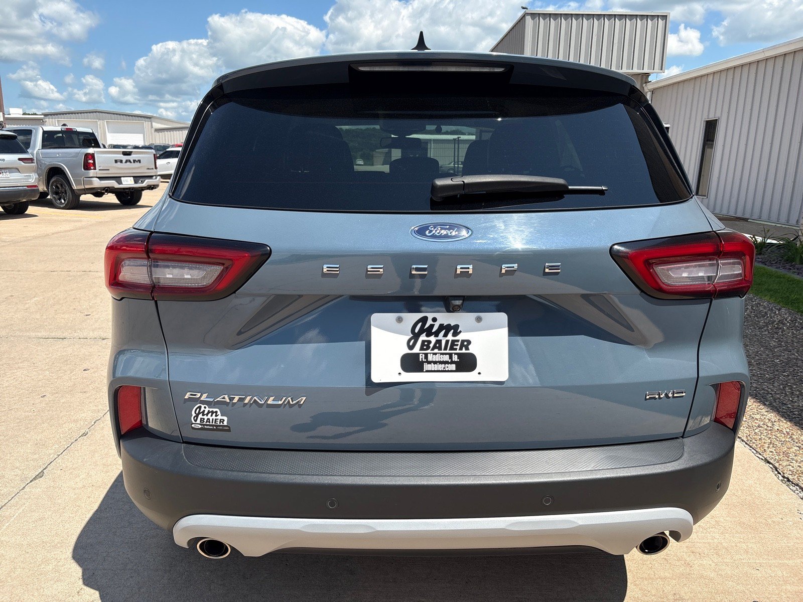 Certified 2023 Ford Escape Platinum w/ Premium Technology Package AWD/4WD image 9