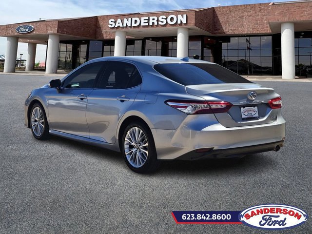 Used 2019 Toyota Camry XLE image 3