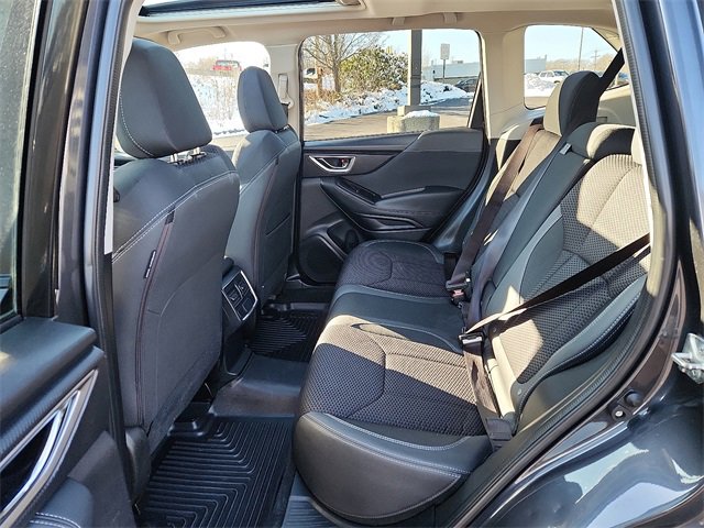 Used 2019 Subaru Forester Premium w/ All-Weather Package image 11