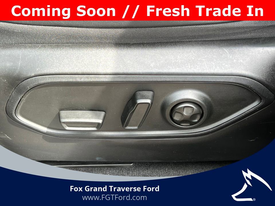 Used 2024 Jeep Grand Cherokee L Overland w/ Trailer Tow Package AWD/4WD image 9