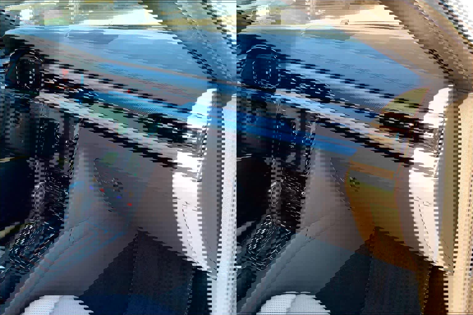 Used 2021 Volkswagen Arteon SEL Premium image 17