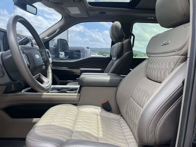 Certified 2025 Ford F450 Platinum w/ Platinum Plus Package AWD/4WD image 23