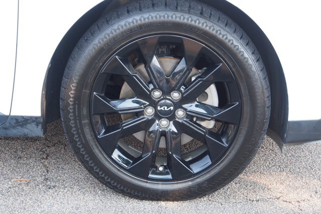 Used 2022 Kia Carnival SX Prestige FWD image 9